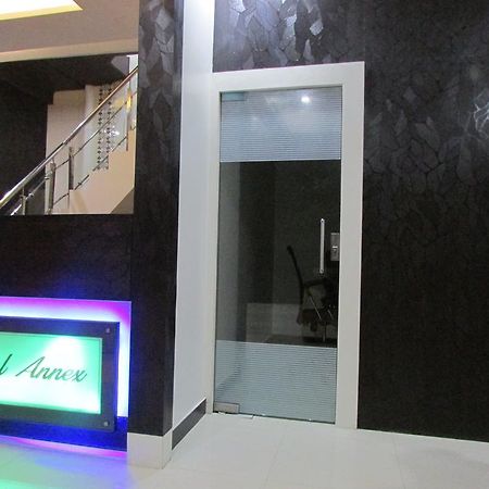 Royal Annex Hotel Mumbai Ngoại thất bức ảnh