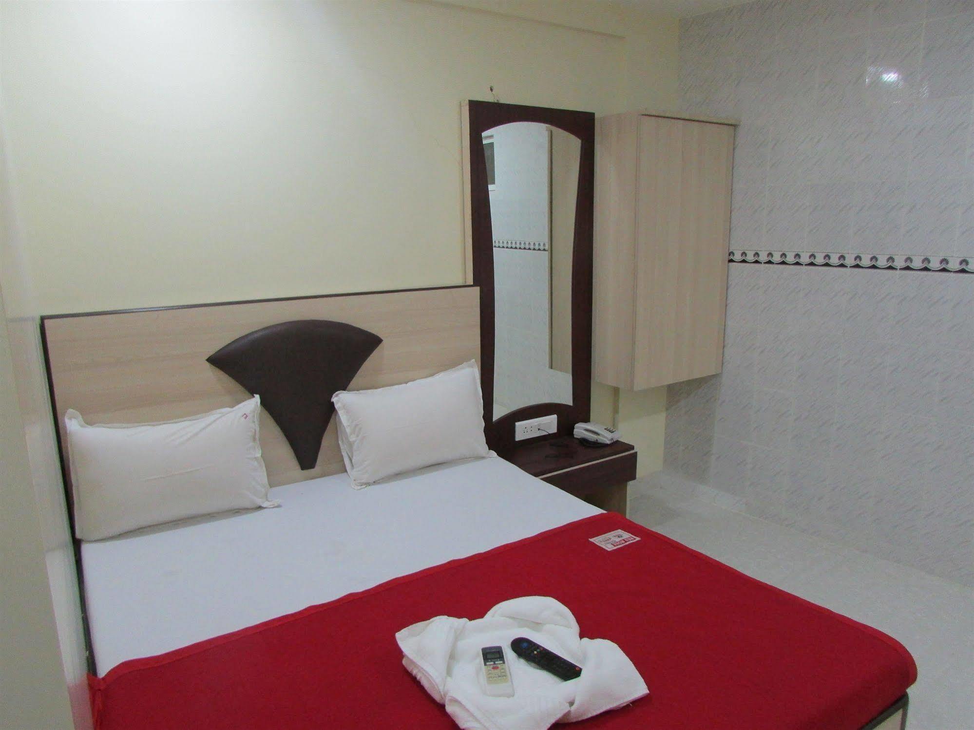 Royal Annex Hotel Mumbai Ngoại thất bức ảnh