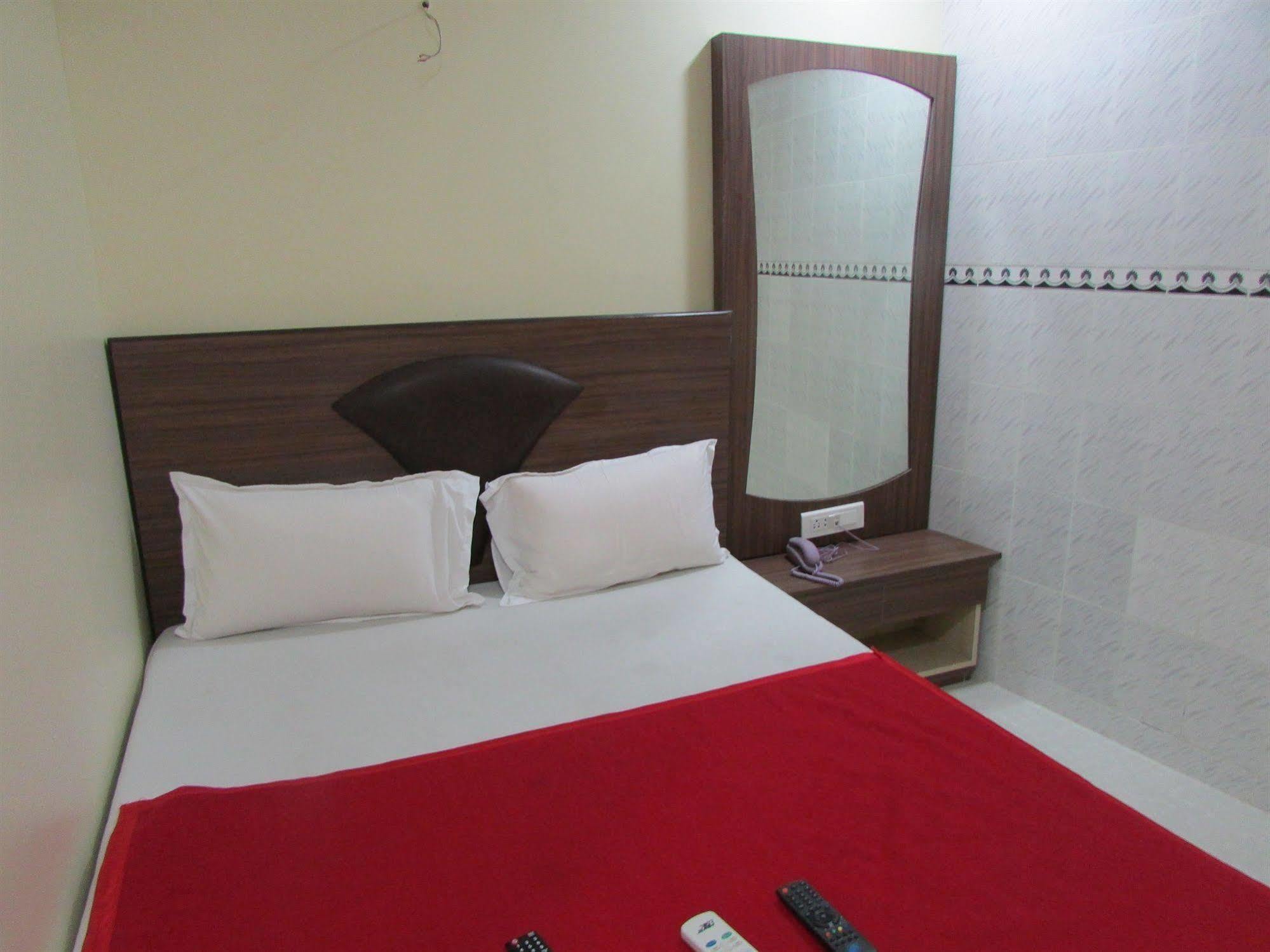 Royal Annex Hotel Mumbai Ngoại thất bức ảnh