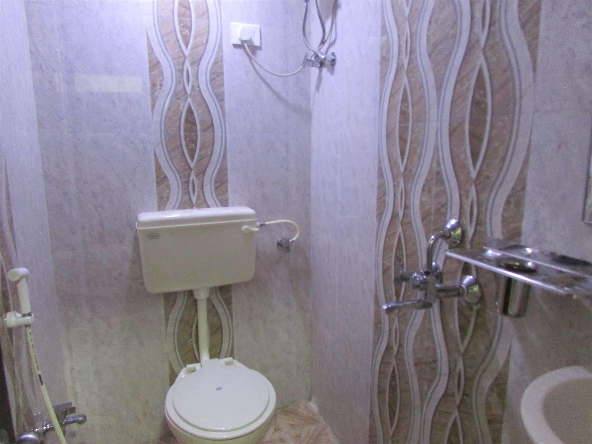 Royal Annex Hotel Mumbai Ngoại thất bức ảnh